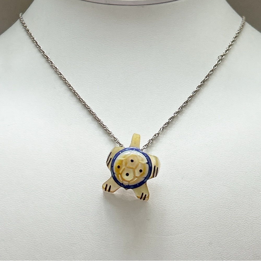 Vintage Southwestern Mother of Pearl Lapis Onyx Turtle Sterling Silver Necklace - Picture 4 of 9